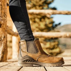 Barnyard Waterproof Chelsea Boot