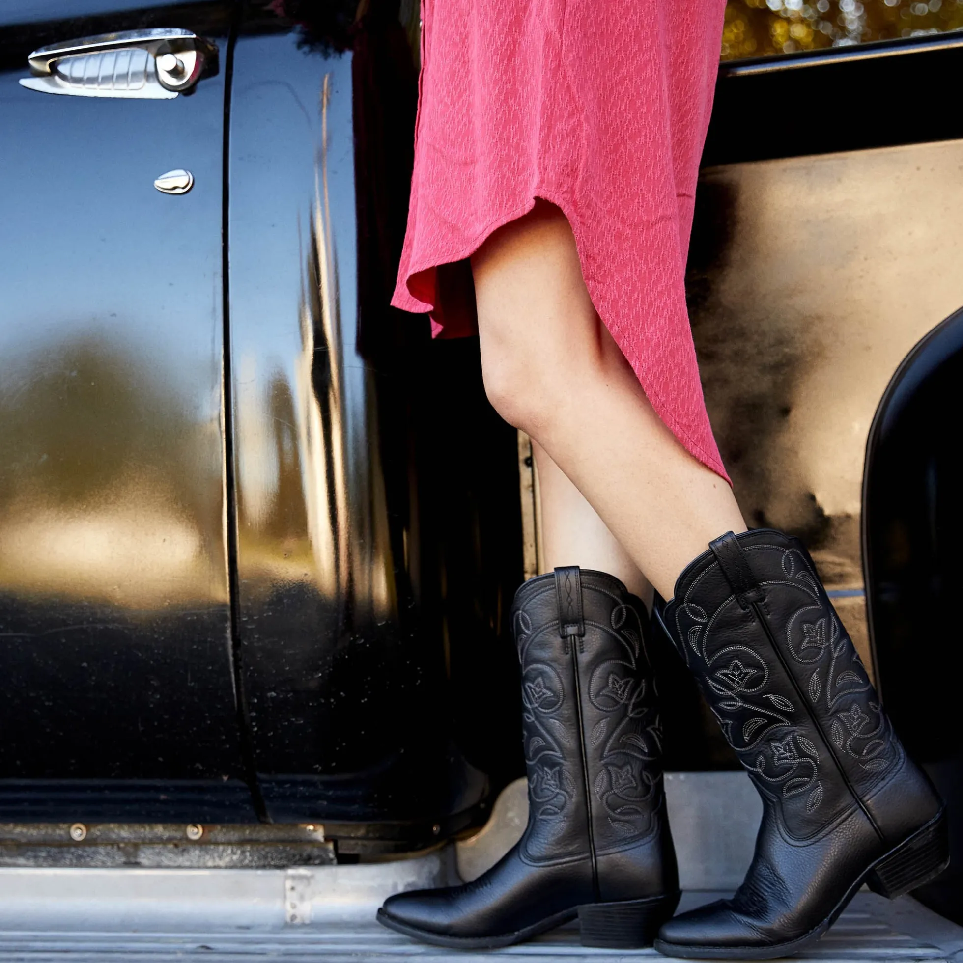 Heritage R Toe Western Boot
