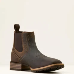 Hybrid Low Boy Wide Square Toe Chelsea Boot