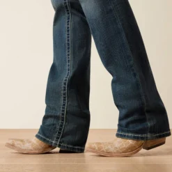 Mid Rise Icon Straight Leg Jean