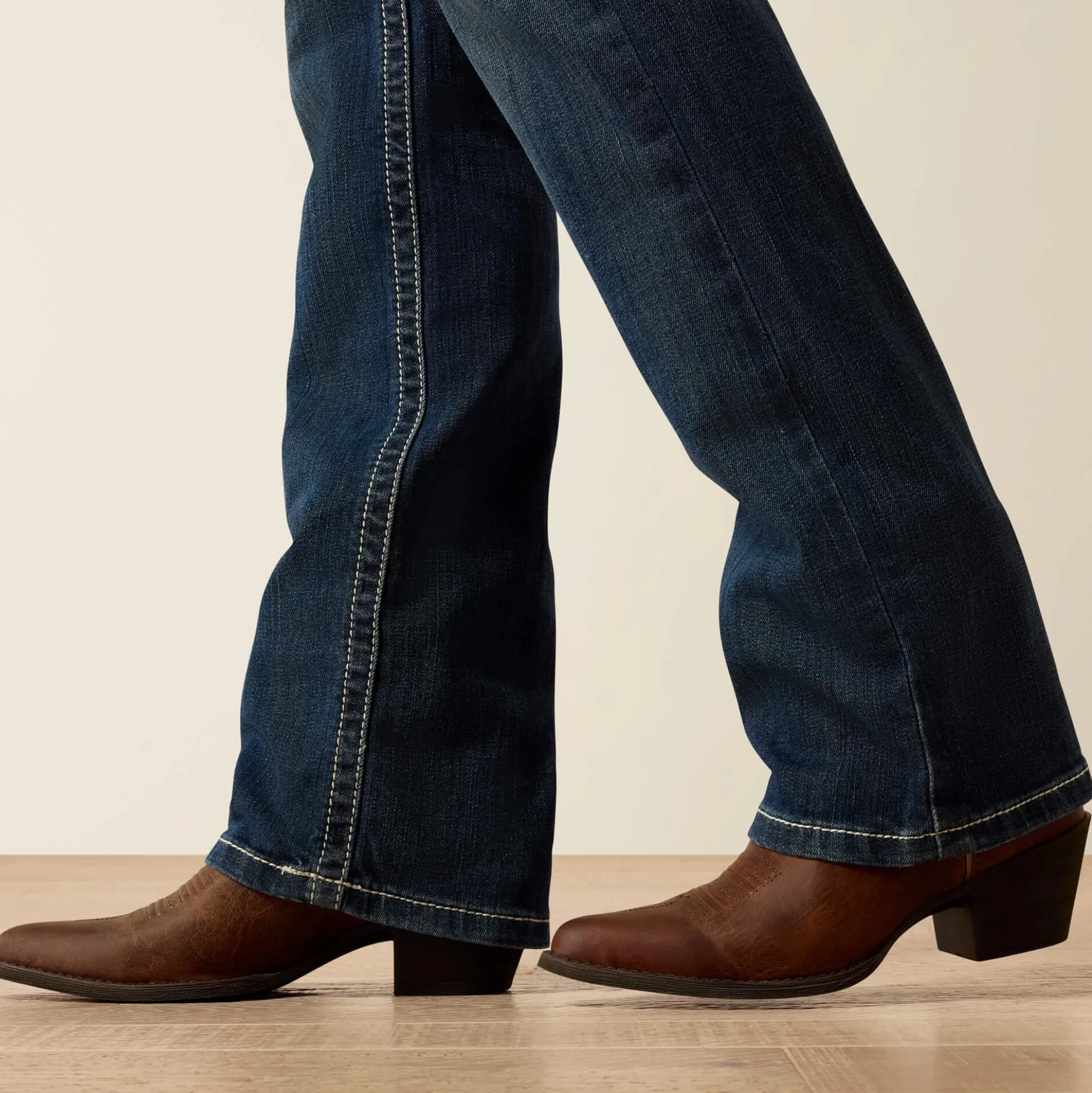 Mid Rise Ivy Straight Leg Jean