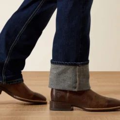 M5 Straight Acclimatize Gideon Straight Leg Jean