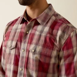 Retro Hawthorne Fitted Western Snap Shirt