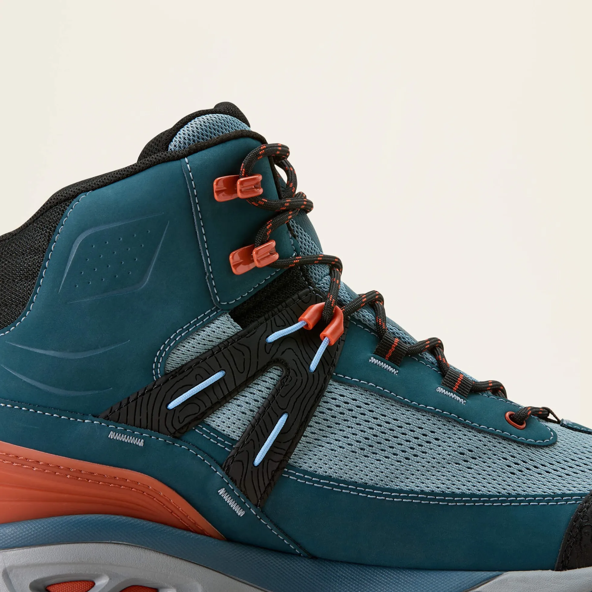 Traverse Mid Waterproof Hiking Boot
